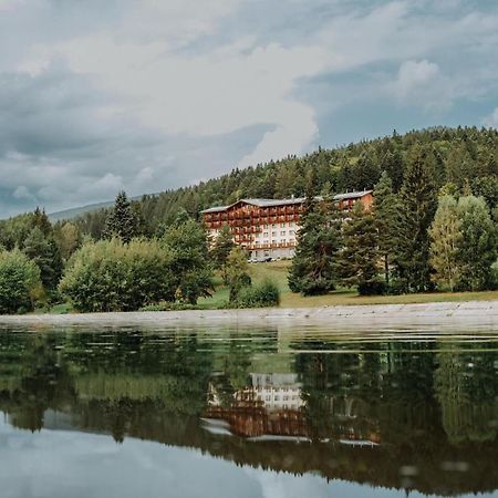Hotel Partizan Tale Eksteriør billede